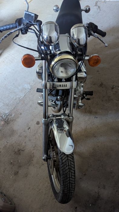 Yamaha XV 1000  Virago goold edycja FILM