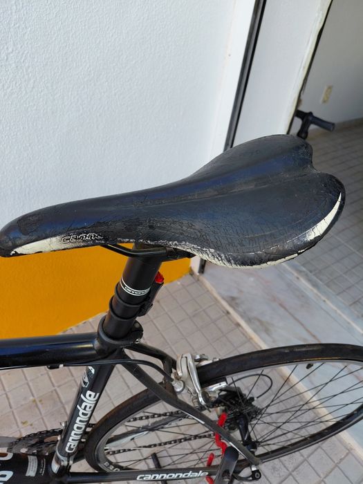 Bicicleta Cannondale caad 8