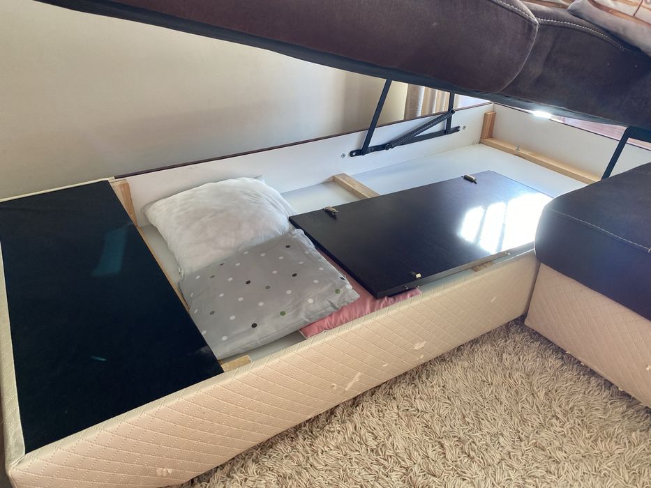 Kanapa narożna brązowo kremowa 210x270