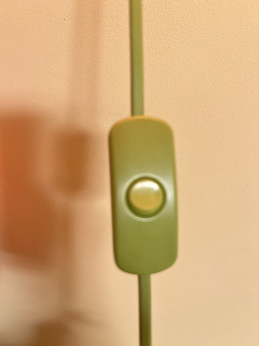 Lampka naścienna kwiatek różowy