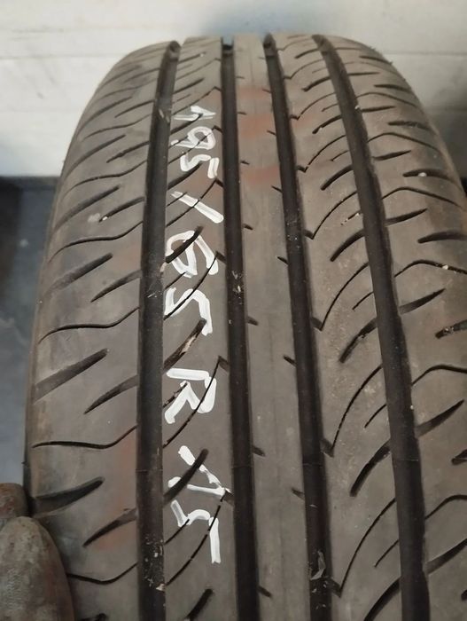 JOGO DE JANTES ORIGINAIS AUDI A3 8L COM PNEUS SEMINOVOS 195/65R15