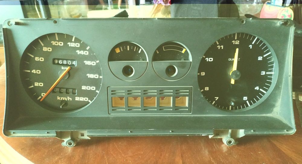 Панель приладів, Прилади для авто Ford