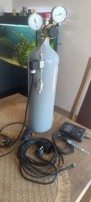 Dwutlenek węgla do akwarium