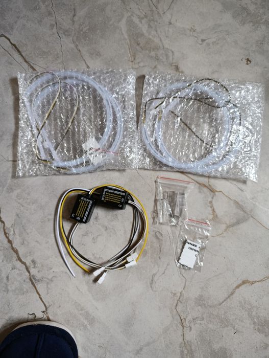 Продам ангельські глазки на бмв е53