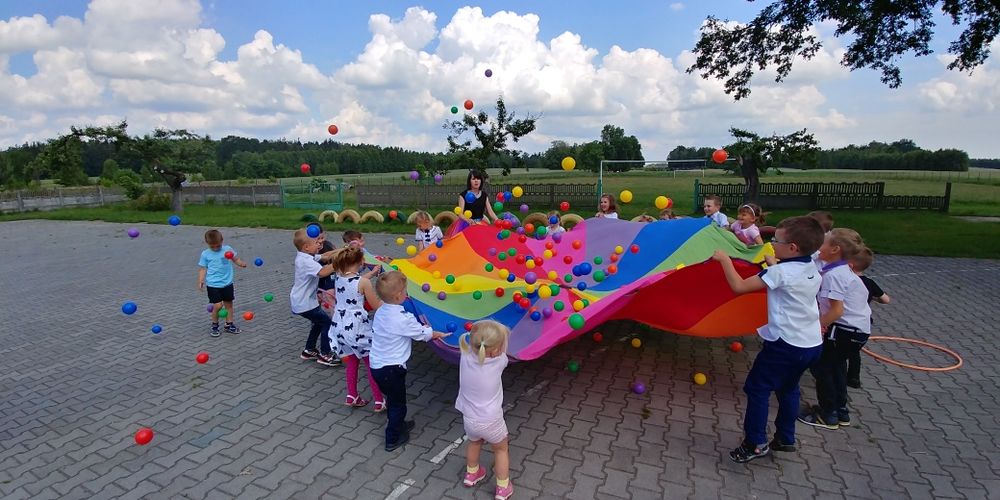 Animacje, Animator, Dmuchańce, Giga maskotki, Strefy zabaw dla dzieci