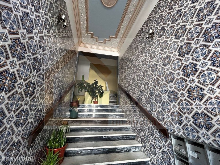 Apartamento T2 Remodelado em Setúbal