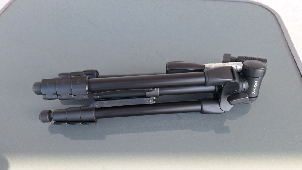 Tripé Sony VCT-R100