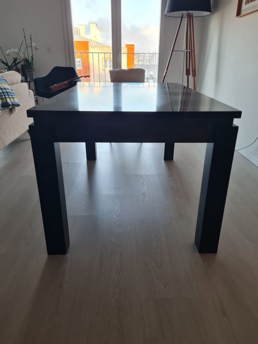 Mesa extensiva madeira maciça