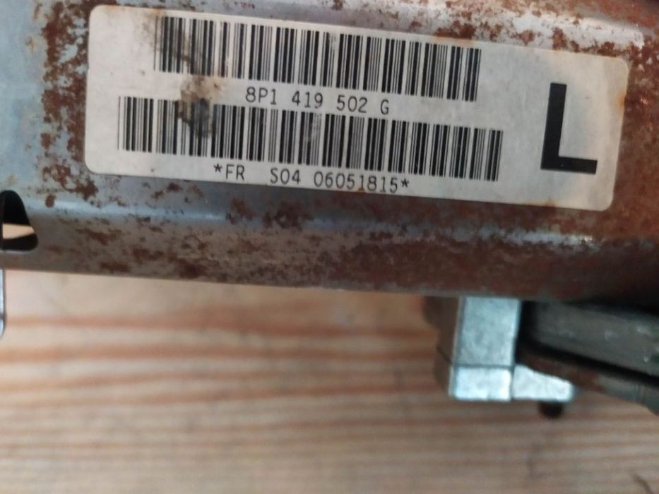 COLUNA DE DIRECÇÃO / DIREÇÃO AUDI A3 8P