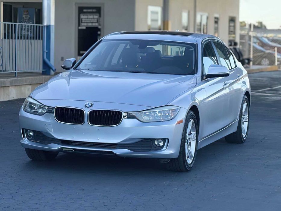 BMW 320I      2015