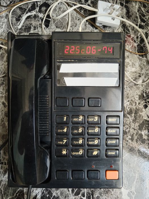 Стаціонарний телефон