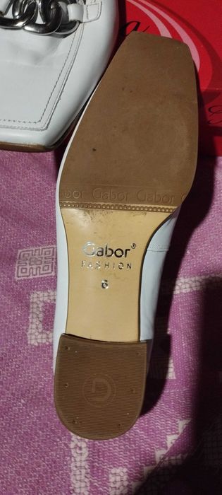 Туфли женские,белые