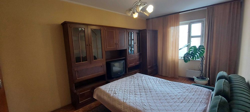 Оренда кiмната в 3-кiм. квартирi в м. Вишневе центр