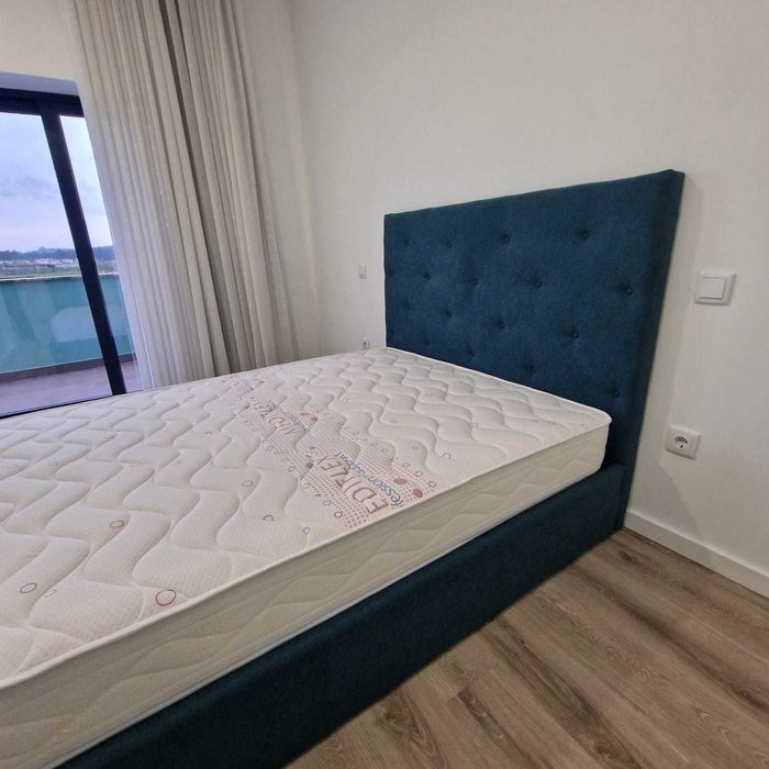 Camas de Casal Estofadas de Luxo 199€ Disp. em Várias Cores! 190x140m!