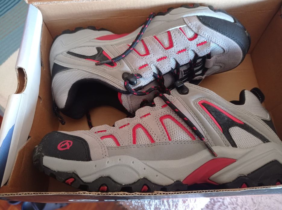 Tênis outdoor nr. 36 da BERG