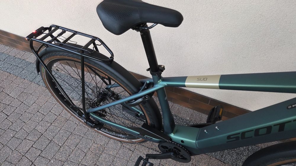 Rower elektryczny Scott sub jak nowy