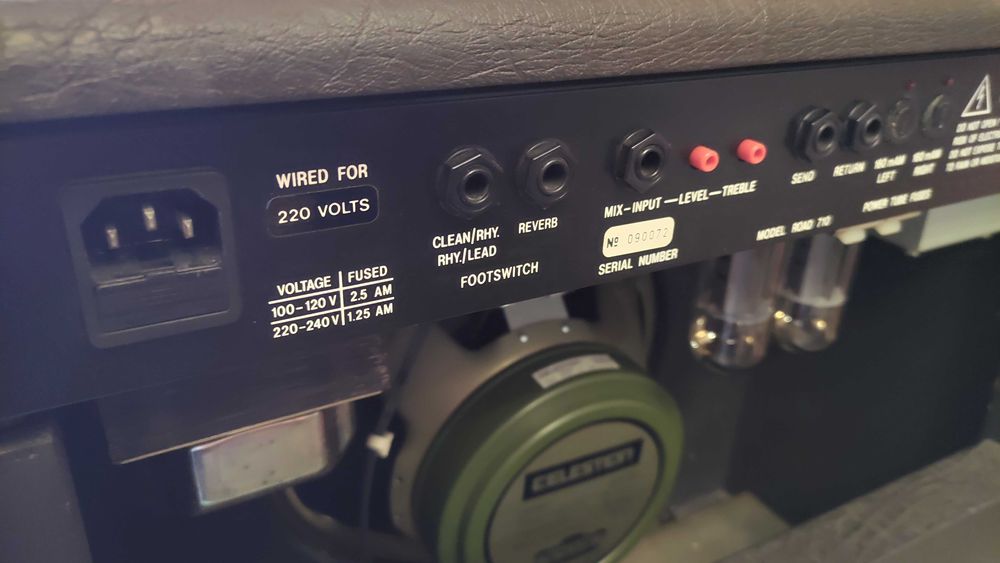 Engl road 710 ламповий підсилювач EL34. 3 канали 2 футсвіча, Германія