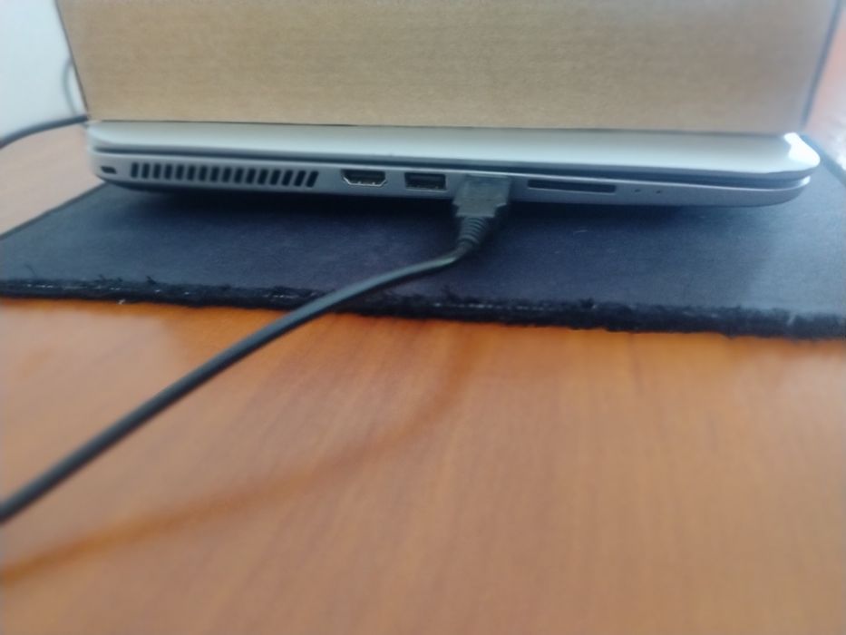 Ноутбук HP Envy — преміальний пристрій в алюмінієвому корпусі.