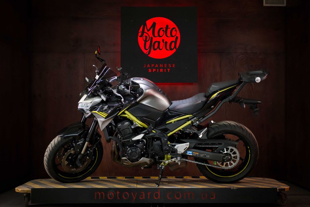 Kawasaki Z900 із Японії