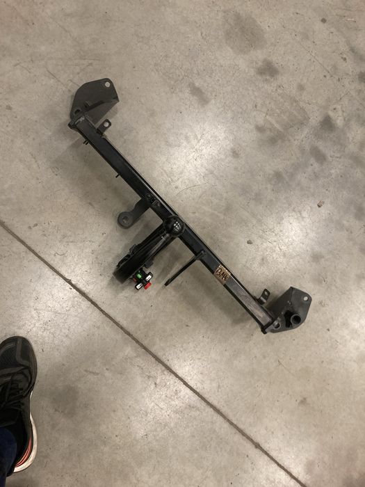 Hak bmw 1 f20 hak holowniczy