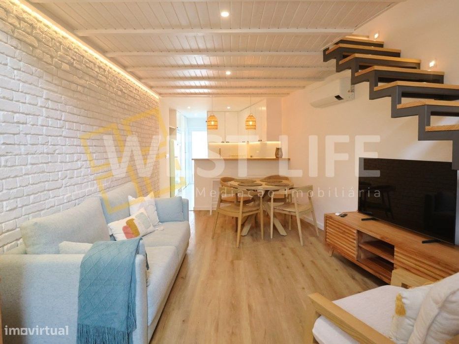 Moradia Típica T2 TOTALMENTE renovada com pátio - Centro da Vila - ...