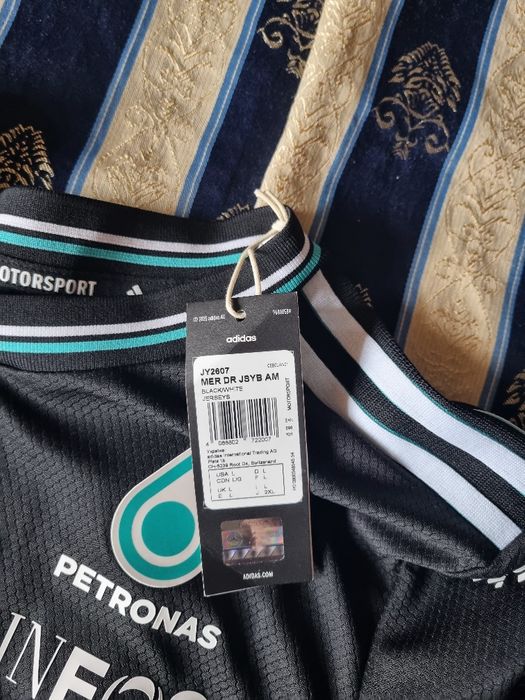 Футболка adidas Petronas AMG