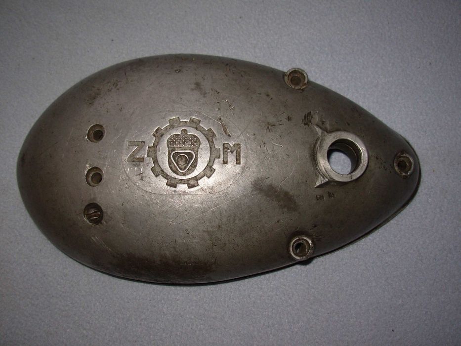 Dekiel pokrywa silnika WSK WFM PRL.