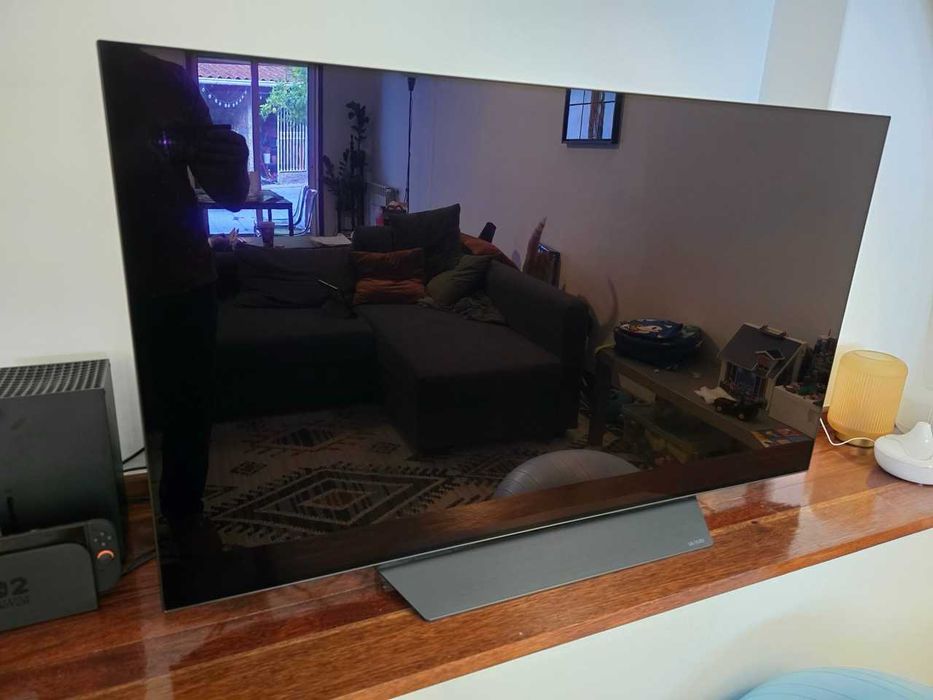 TV LG OLED B8 55 polegadas com sinais de desgaste (ver descrição)