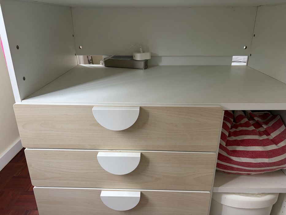 Trocador / secretária IKEA SMÅSTAD