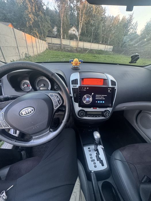 Низ ринка* Кіа Ceeʼd 1.6 benz/gaz* avtomat