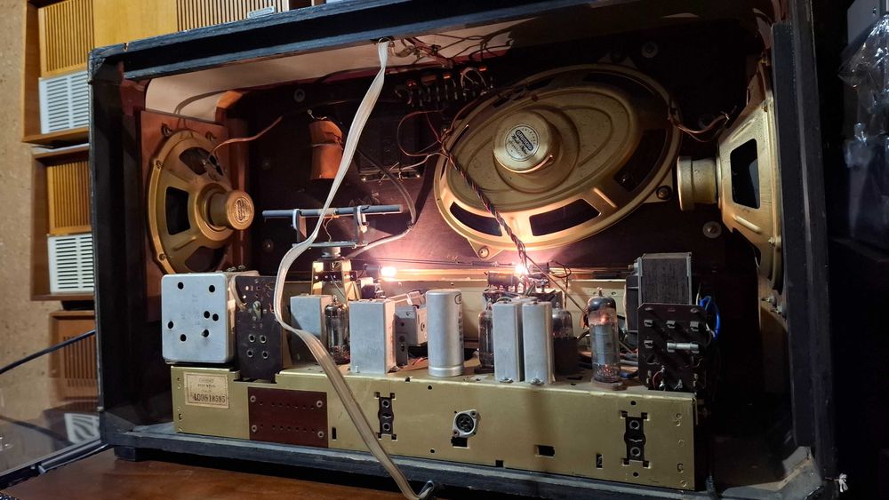 Grundig 3035 3D Klang  Radio lampowe