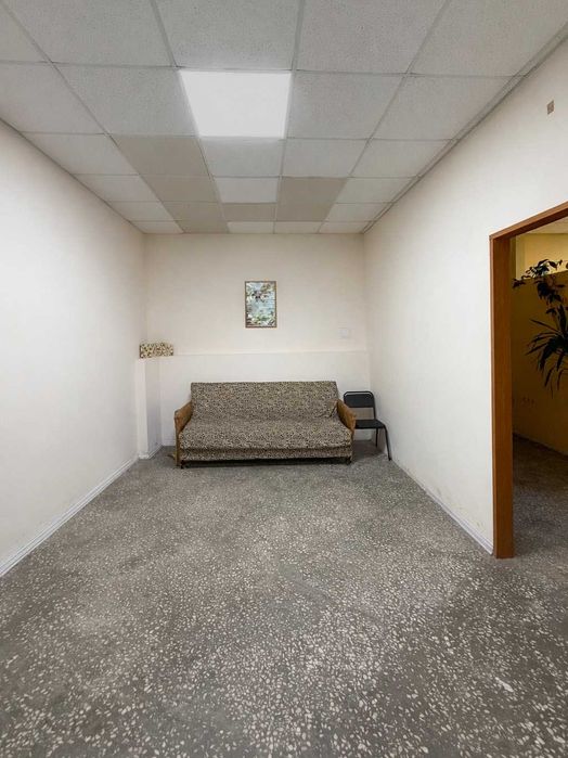 Продається комерційне приміщення 80 м2