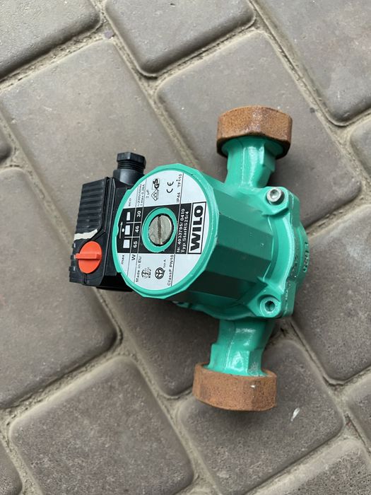 Насос циркуляционный Wilo Star-RS 25/4-180
