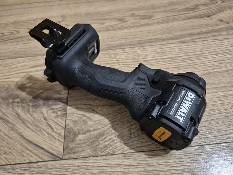 Dewalt McLaren zakrętarka DCF86M + wiertarko wkrętarka udarowa DCD86M+ SKRZYNKA