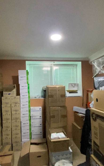 Салон, магазин, офіс 55 кв.м, біля метро, Коломиївський провулок 17/31