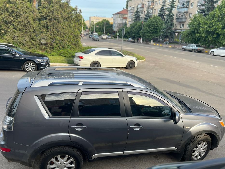 Міцубісі  дизель свіжопригнаний