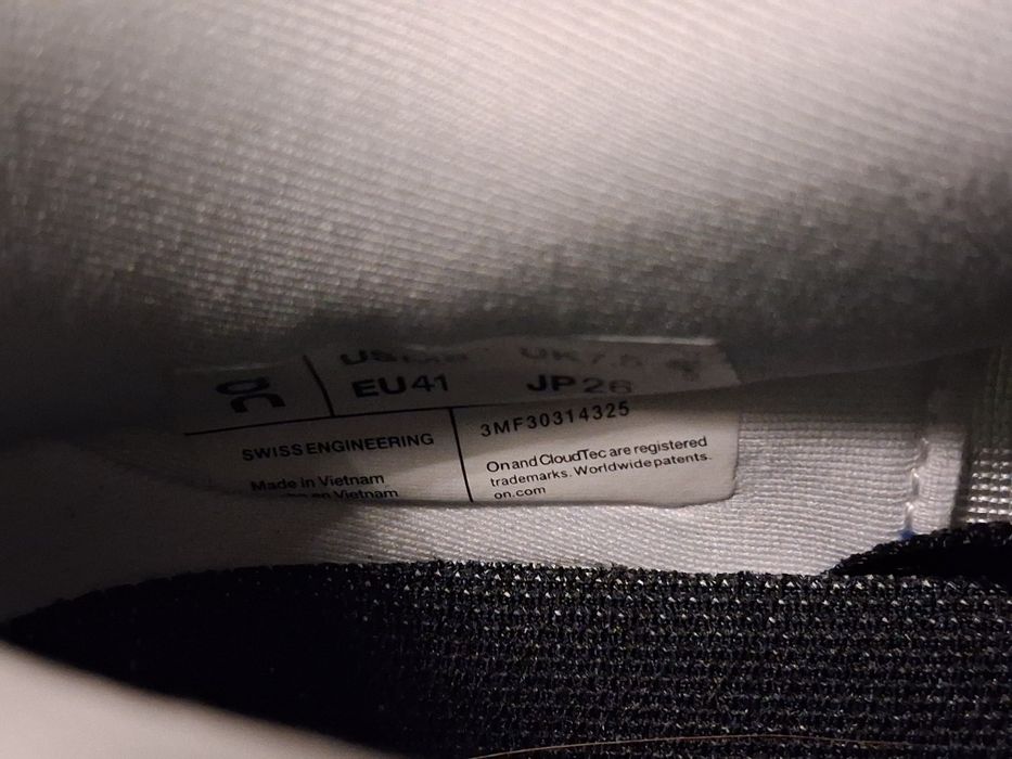 Buty On Running Max M Biało-Zielone nr 41/26cm