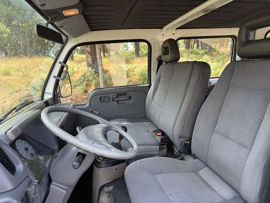 Nissan Cabstar Tri-Basculante 3.0 80.000km