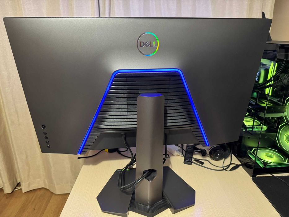 Dell 32/2K/G3223D/165Ghz/IPS/10Bit/HDR/G-SYNC/FreeSync Premium/Type-C