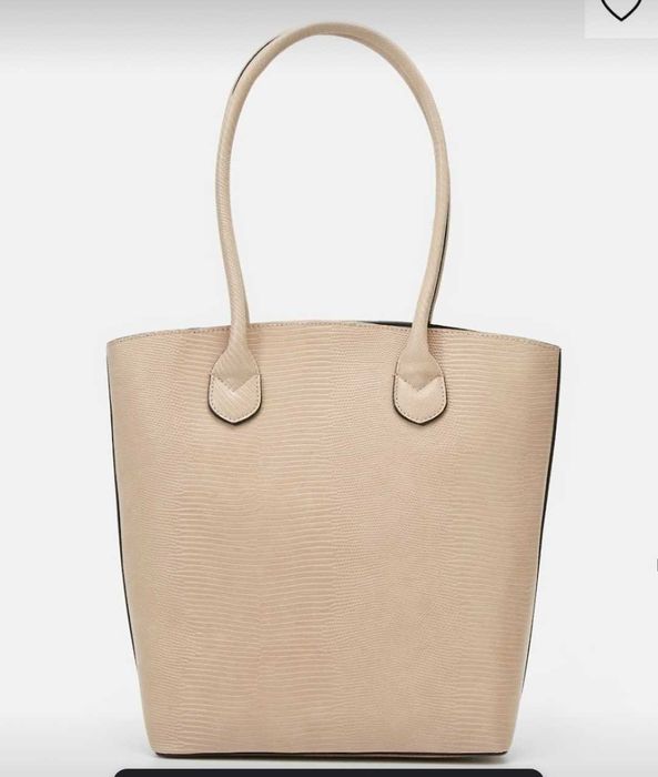 Sprzedam torebkę mieszcząca A4