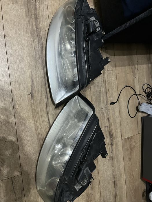 Reflektory audi a4b6 biled Valeo