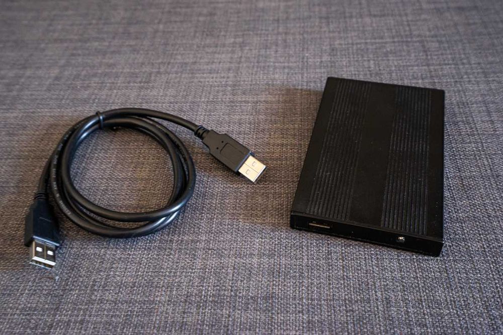 Disco Rígido 2,5" IDE 100 GB + Caixa Externa USB em Alumínio
