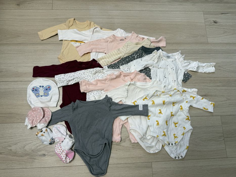 Пакет одягу на дівчинку 0-3 міс