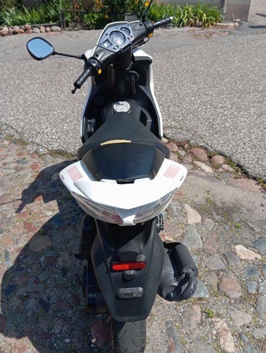 Peugeot Jetforce lampy elektryka koła plastyki licznik