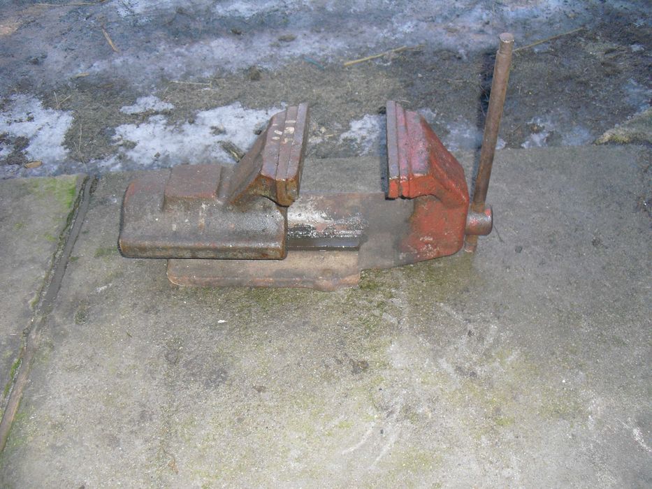 Sprzedam  stare  imadło.