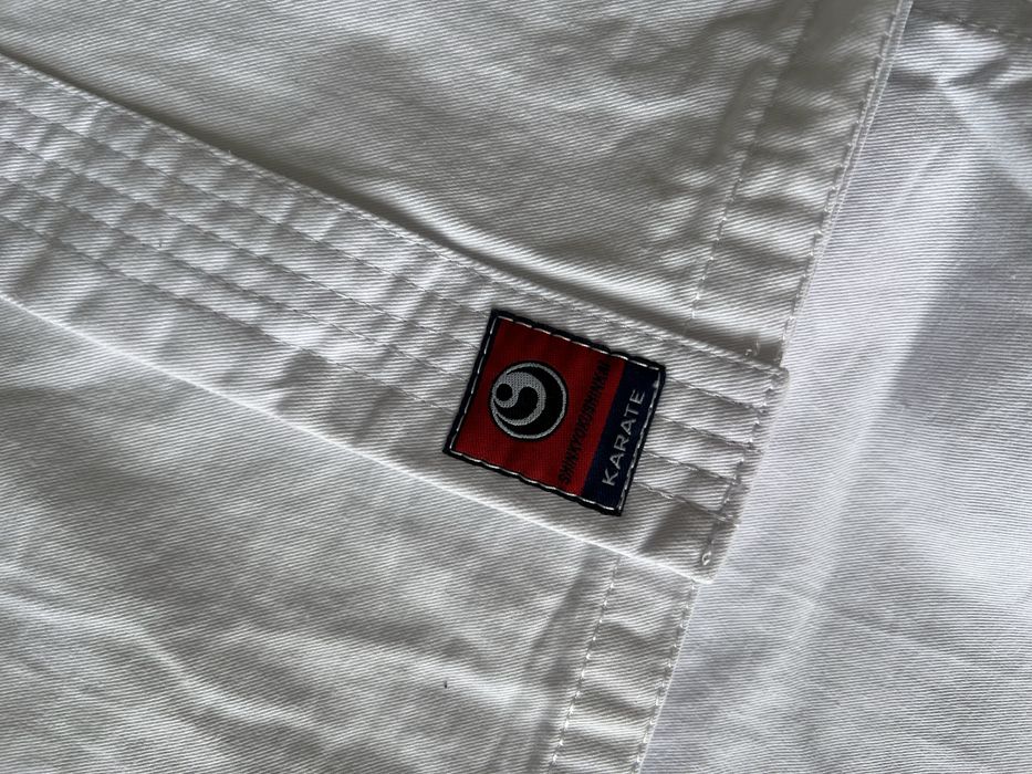 кімоно для карате