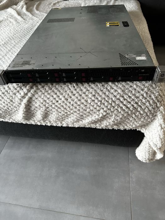 Serwer HP Proliant DL360e Gen8