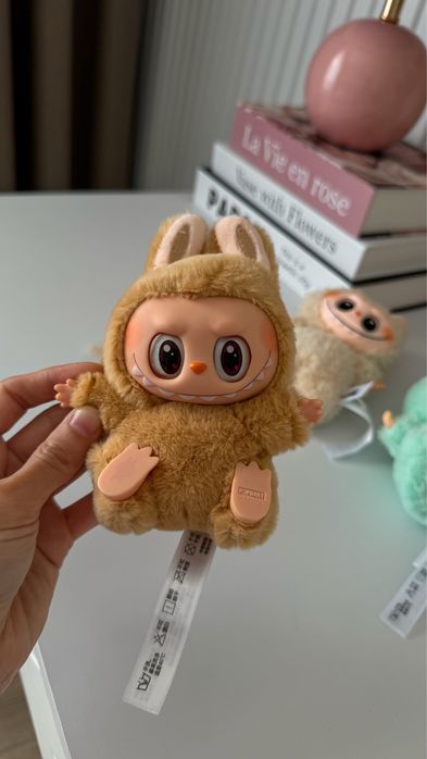 Іграшка Лабубу брелок на сумку