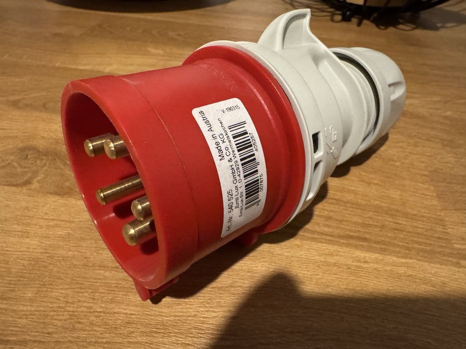 Wtyczka siłowa przenośna wtyk 32A IP44