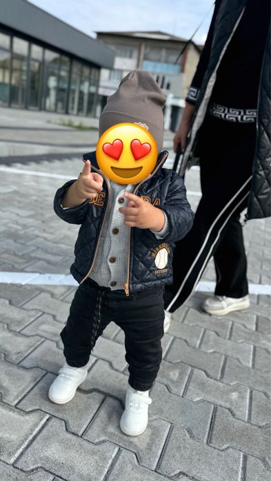 Продам дитячий образ (курточка+светрик) розміз 1-1,5рочки 80см